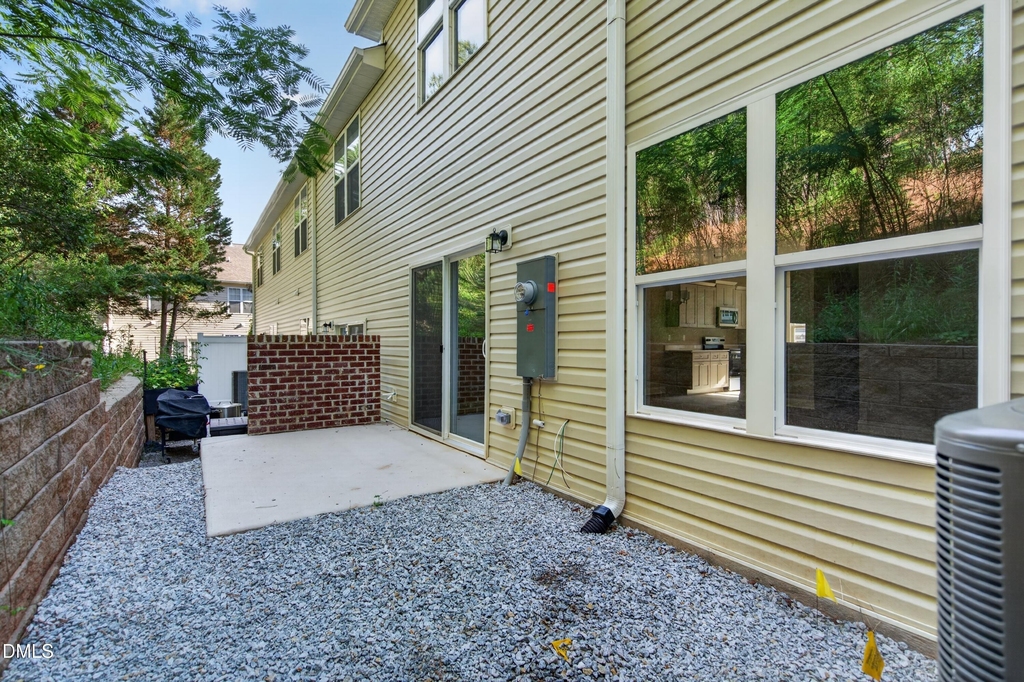 408 Meridian Crossing - Photo 13