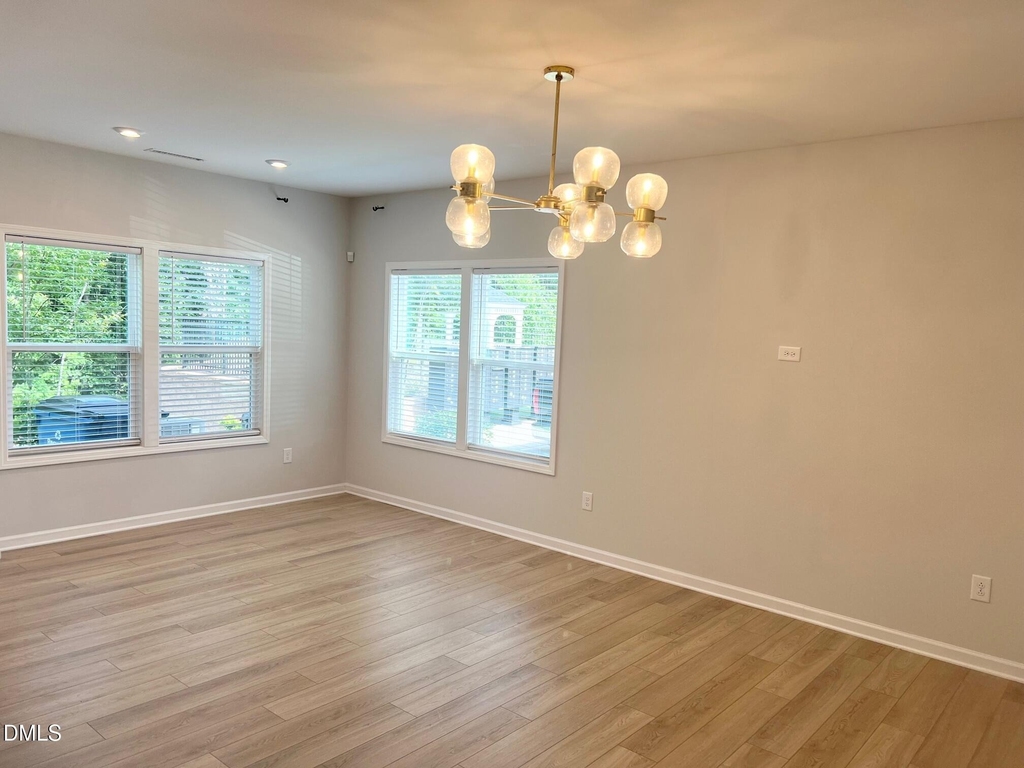 817 Oak Center Drive - Photo 7
