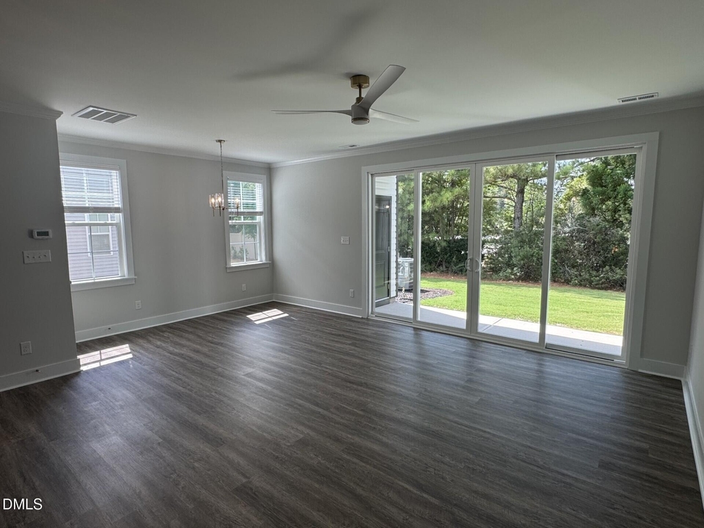621 Marshskip Way - Photo 7