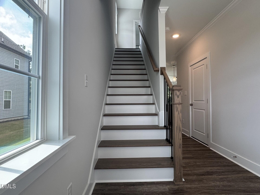 621 Marshskip Way - Photo 10
