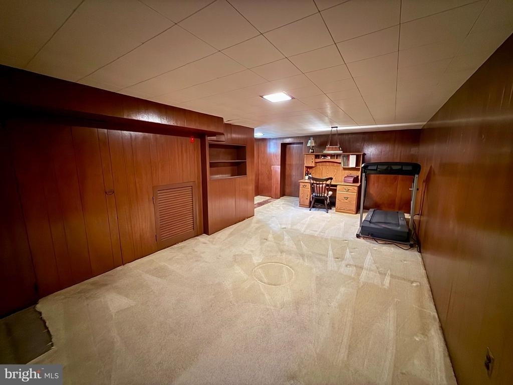 1557 Dauphin Avenue - Photo 14