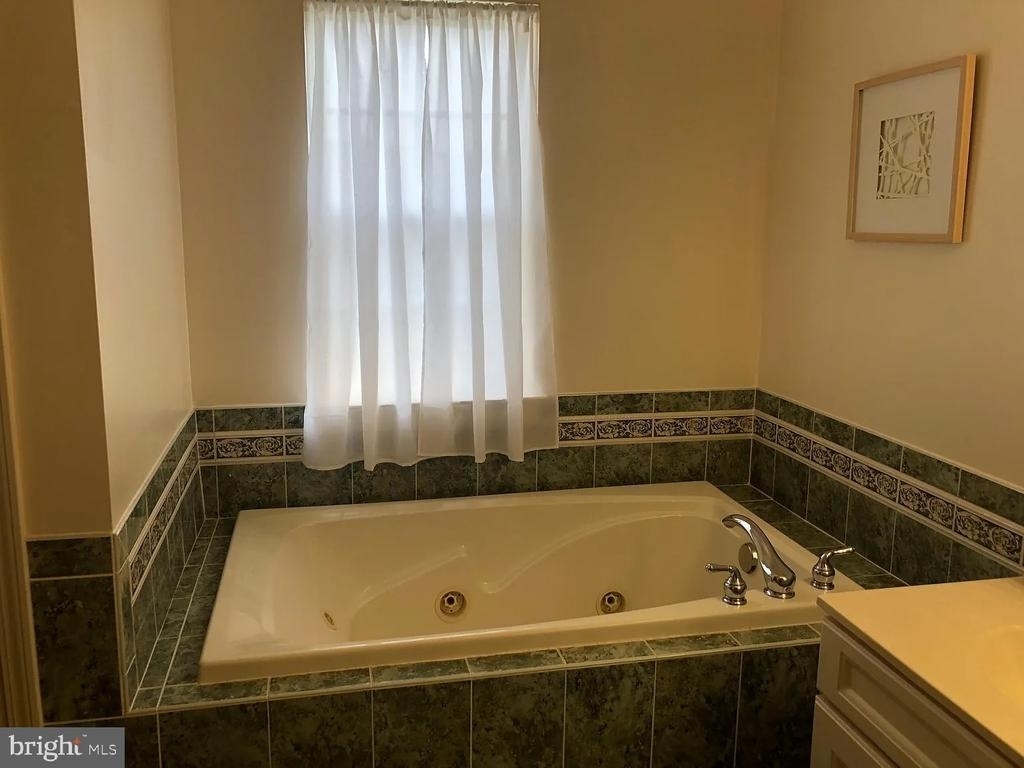 172 Fountayne Lane - Photo 13
