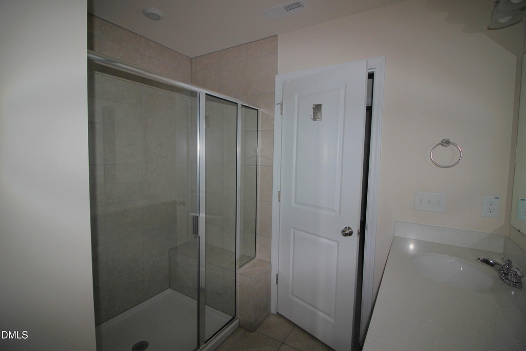 1504 Glacier Drive - Photo 11