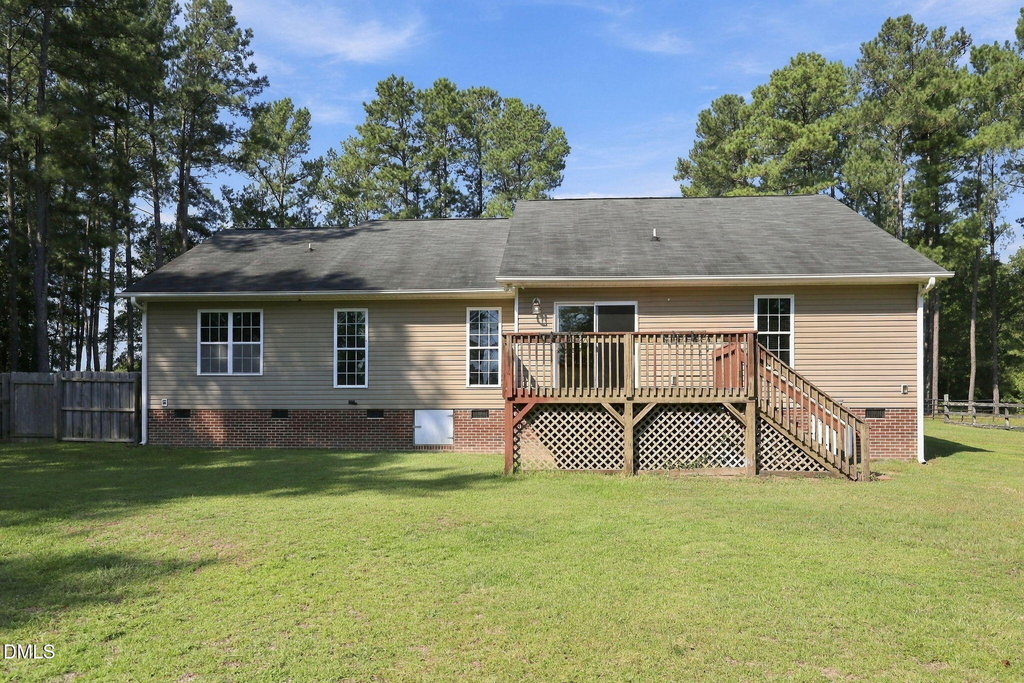 570 Buchanan Road - Photo 36