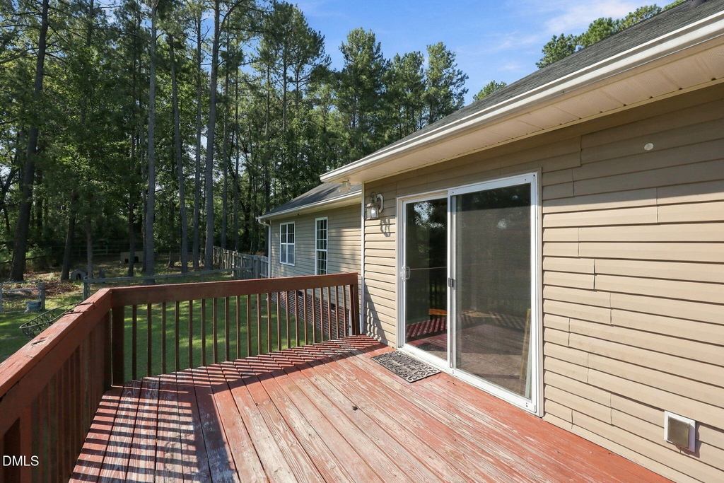 570 Buchanan Road - Photo 33