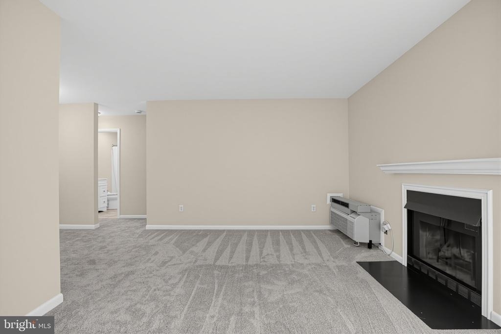2034 Lucas Lane - Photo 5