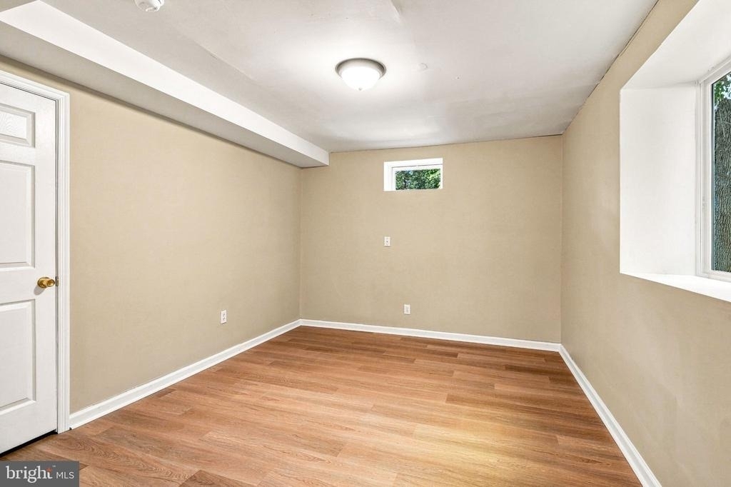 208 Hartford Road - Photo 12