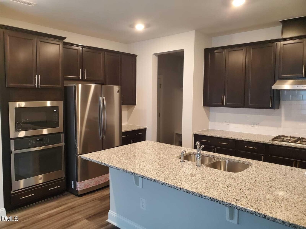 812 Matterhorn Drive - Photo 14
