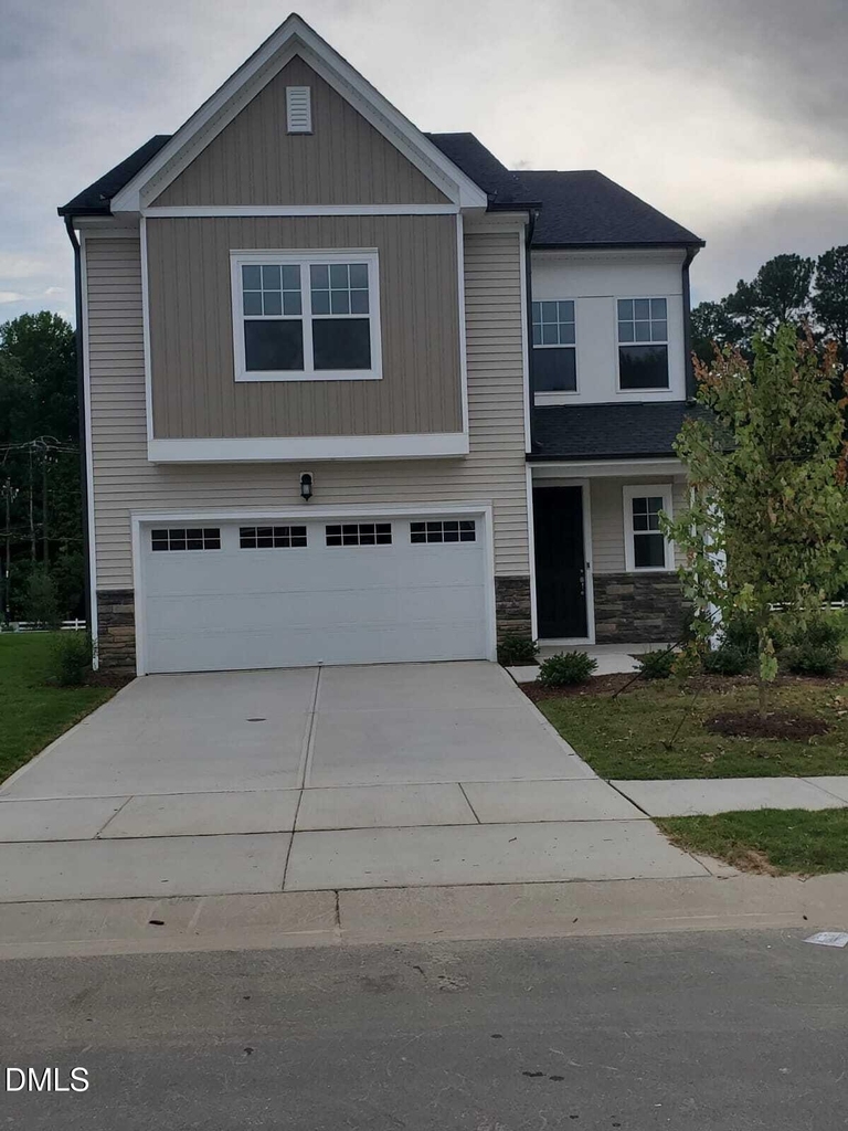 812 Matterhorn Drive - Photo 1