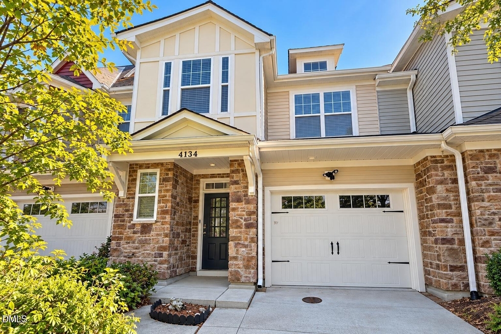 4134 Vallonia Drive - Photo 2