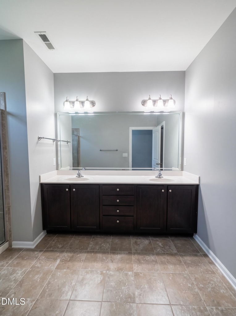 4134 Vallonia Drive - Photo 14