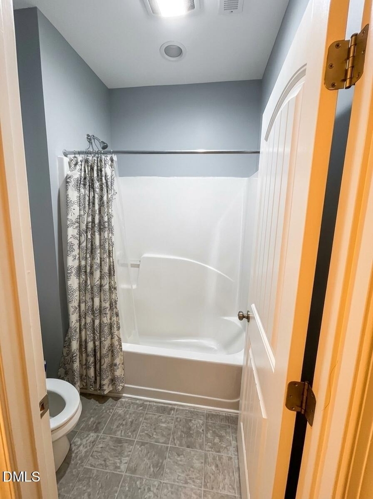 4134 Vallonia Drive - Photo 19