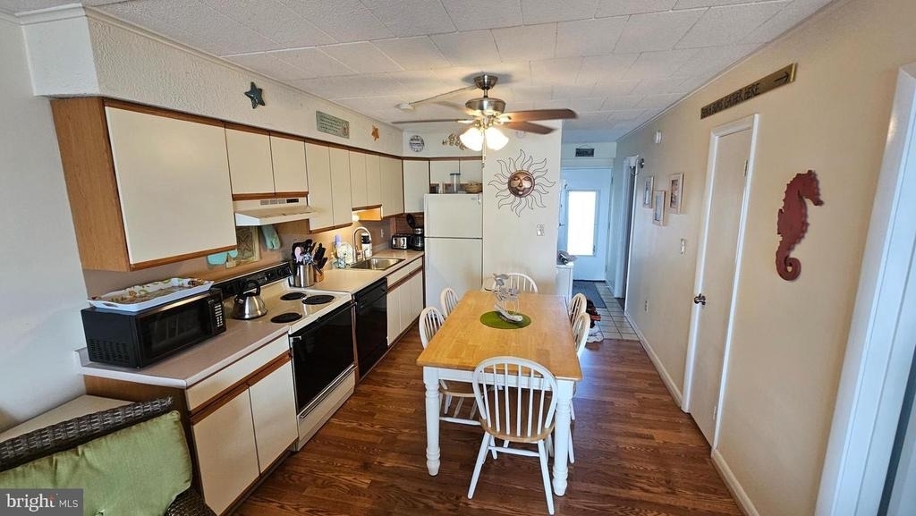 745 Mooring Road - Photo 5