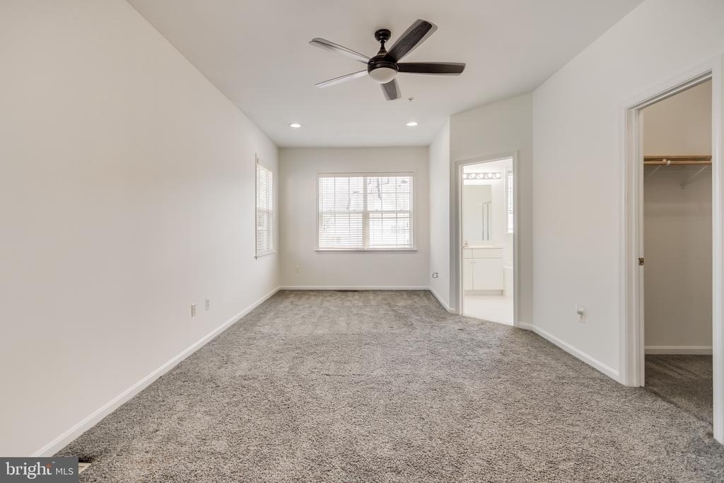 5214 Lynns Retreat Drive - Photo 34