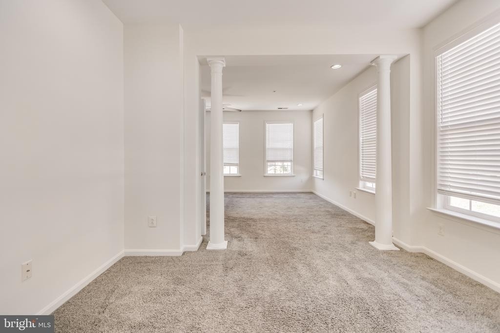 5214 Lynns Retreat Drive - Photo 17