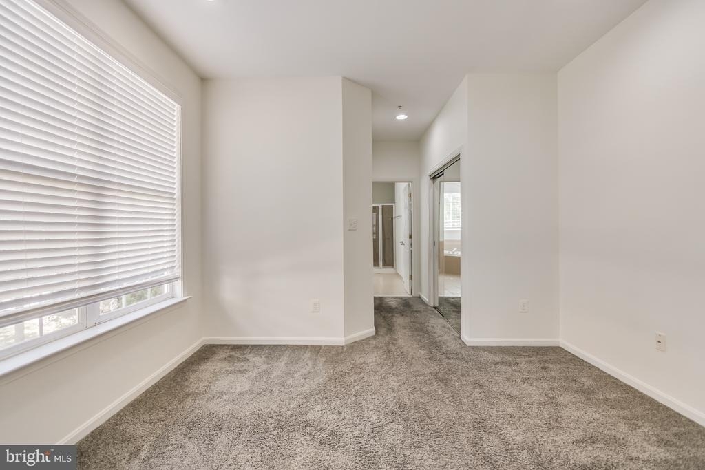 5214 Lynns Retreat Drive - Photo 19