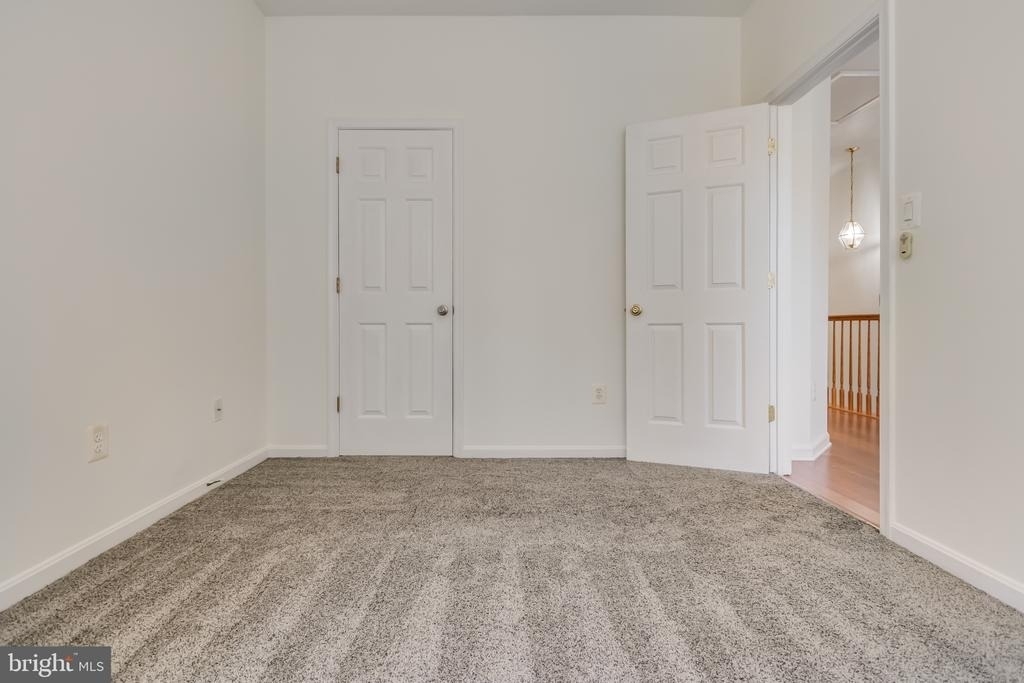 5214 Lynns Retreat Drive - Photo 31