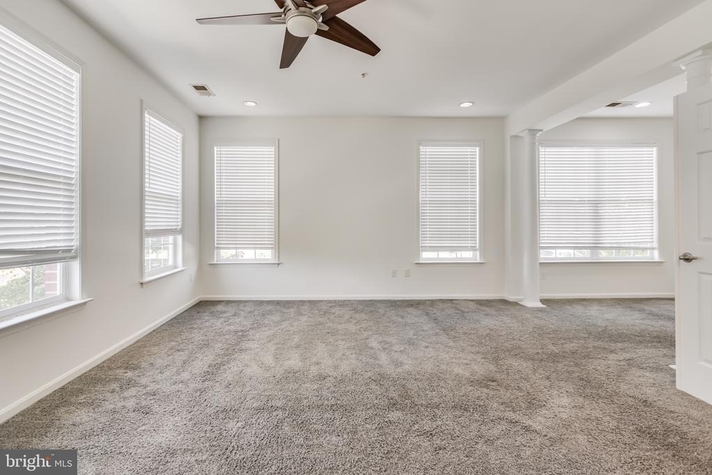 5214 Lynns Retreat Drive - Photo 15