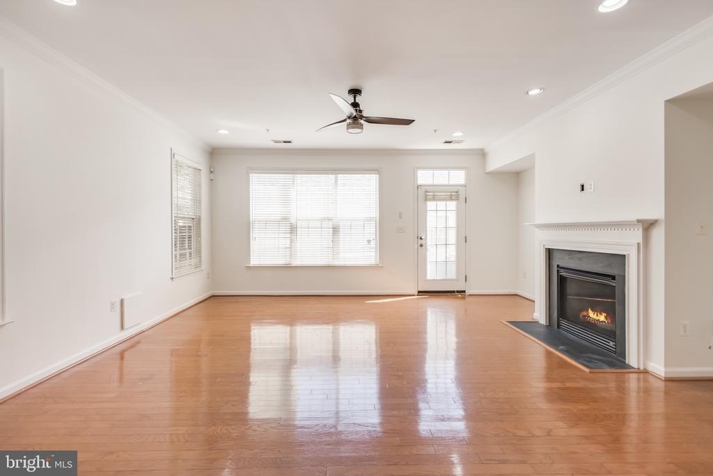 5214 Lynns Retreat Drive - Photo 8