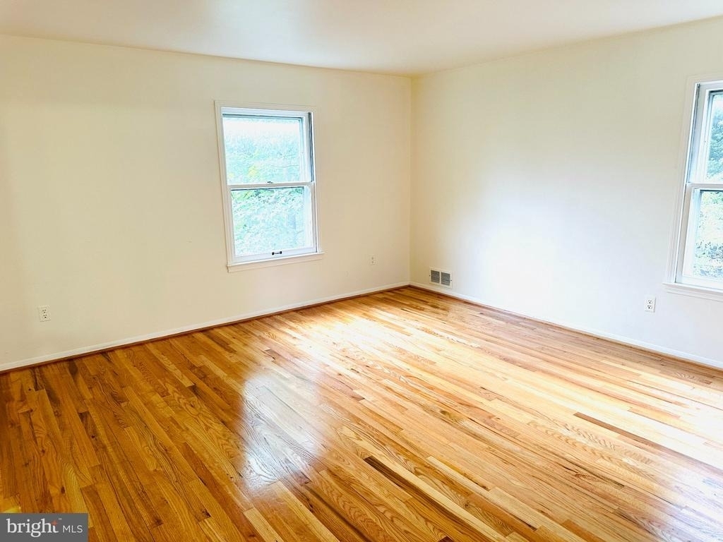 10916 Candlelight Lane - Photo 13