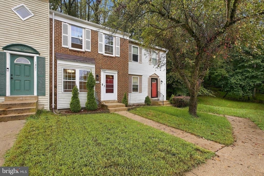 1327 Alderton Lane - Photo 0