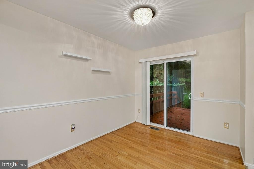 1327 Alderton Lane - Photo 7
