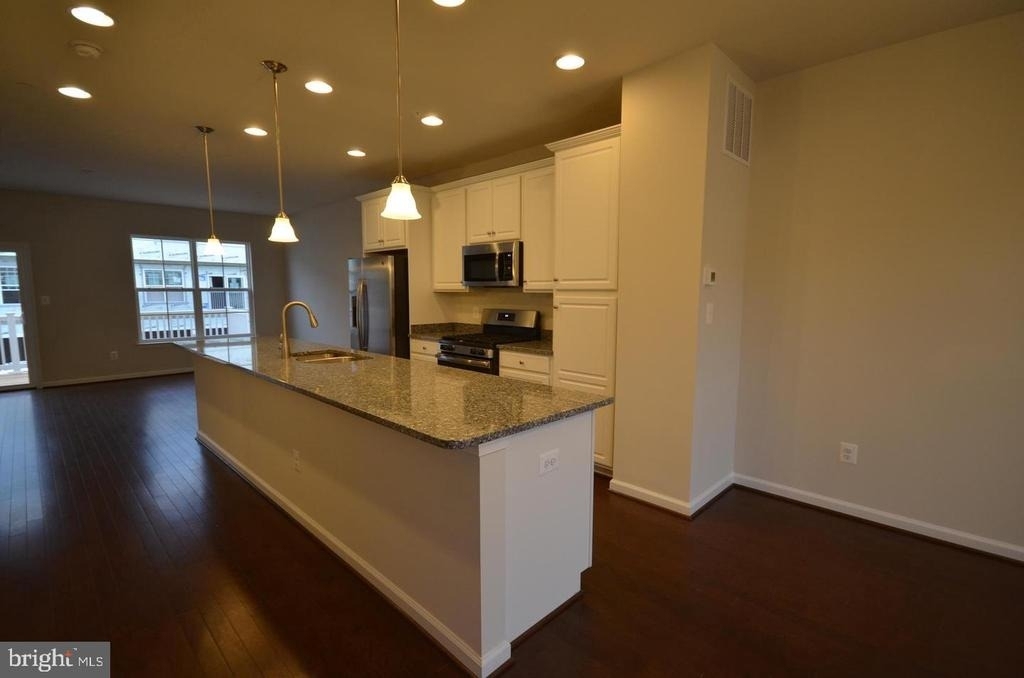 6215 Posey Street - Photo 2