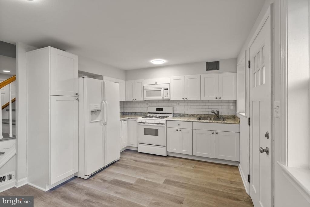 8047 Park Haven Road - Photo 4