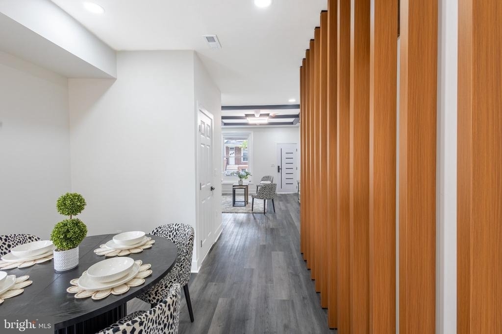 631 E 37th Street - Photo 15