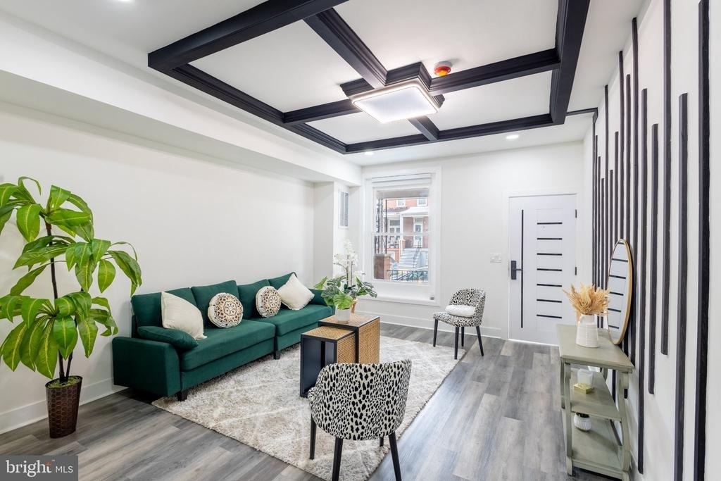 631 E 37th Street - Photo 0