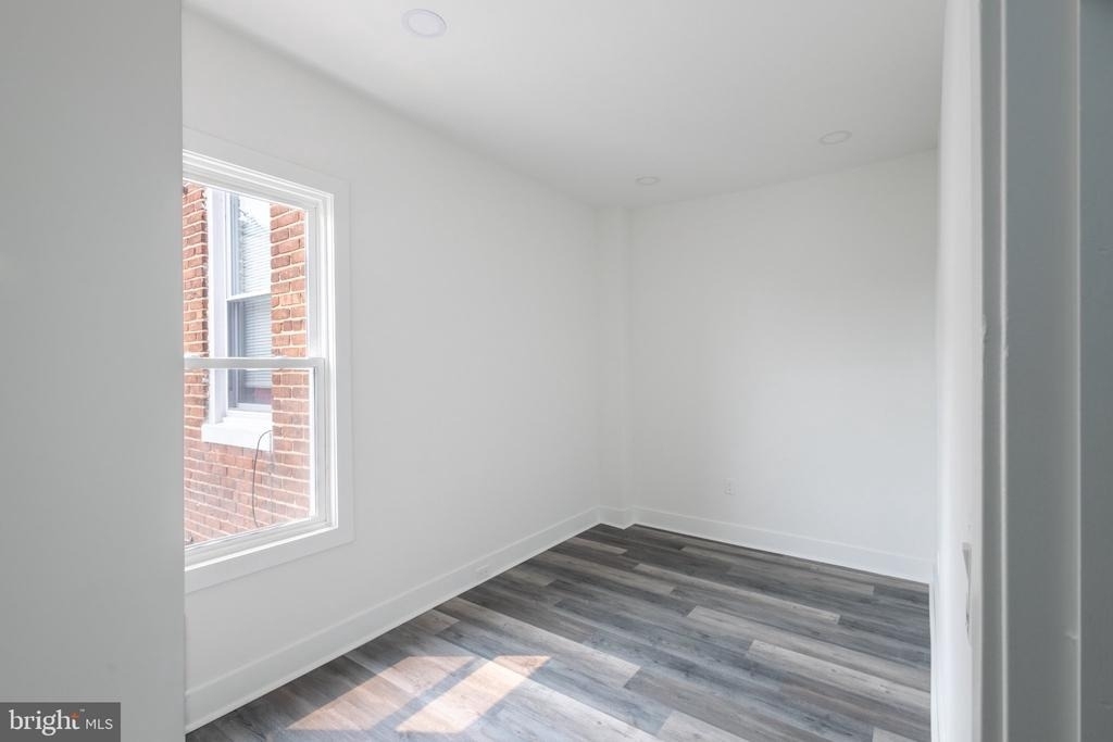 631 E 37th Street - Photo 23