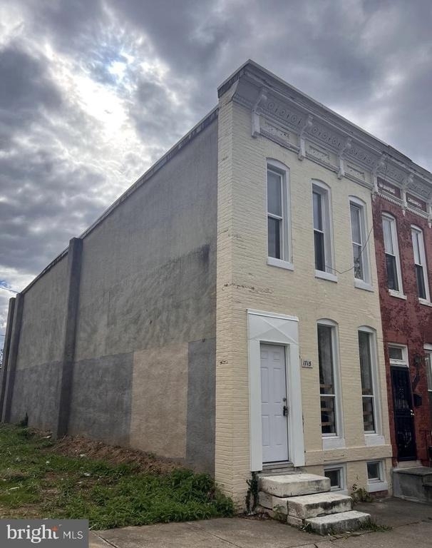 1715 Presstman Street - Photo 0