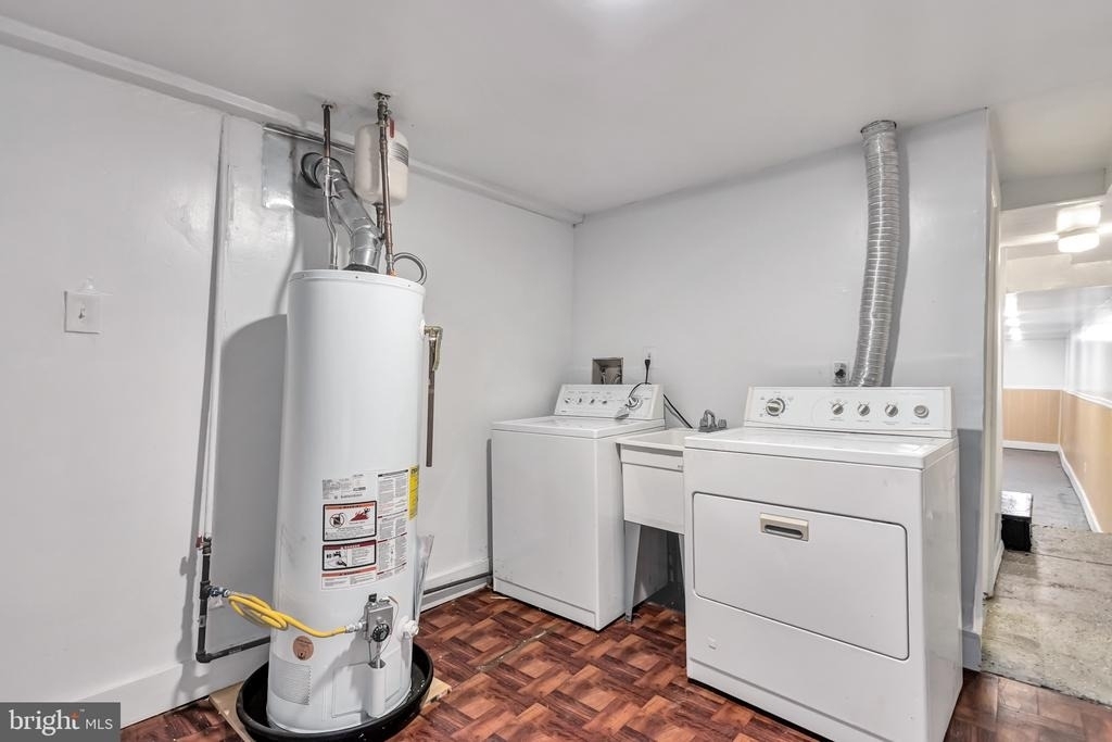 3027 Walbrook Avenue - Photo 22