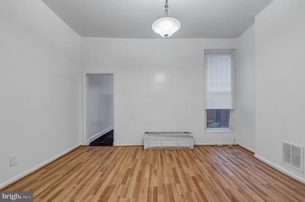 3027 Walbrook Avenue - Photo 5