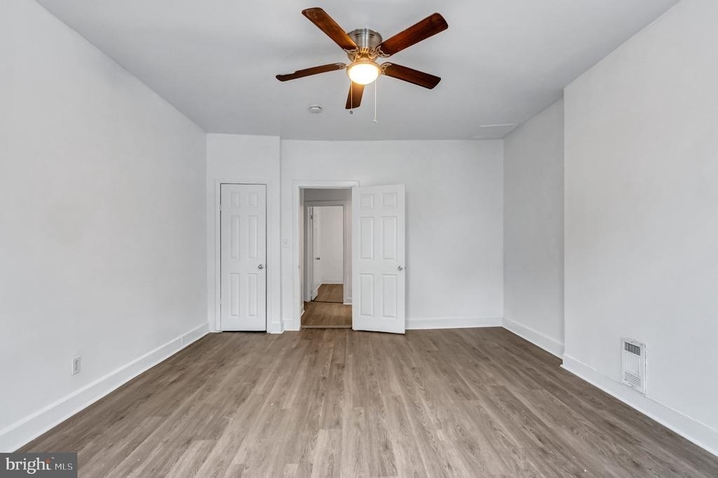 3027 Walbrook Avenue - Photo 11