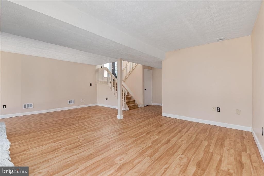 2891 Spring Lakes Drive - Photo 33