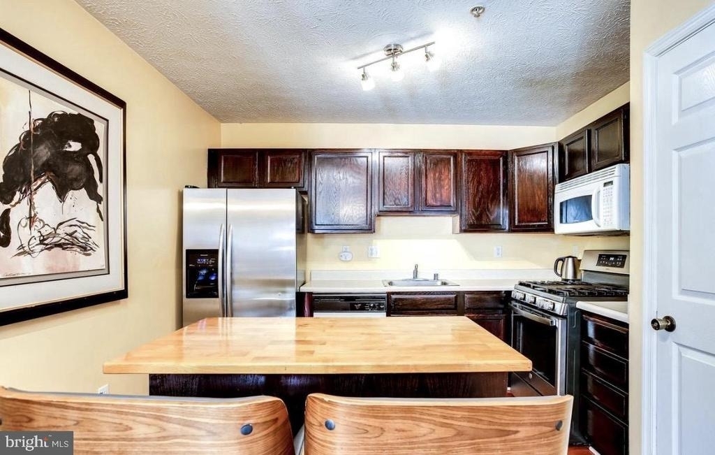 8023 Brookstone Court - Photo 4