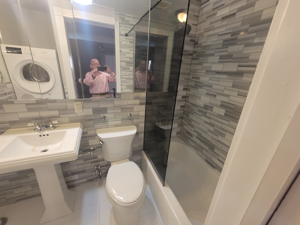 345 West 53rd Street - Photo 4