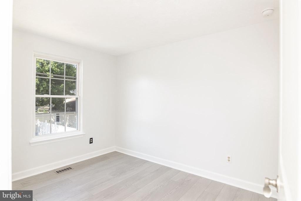 1415 Macedonia Drive - Photo 14