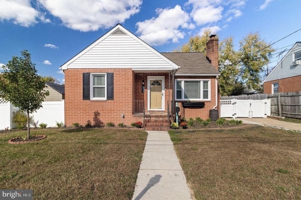 526 Newfield Road - Photo 0