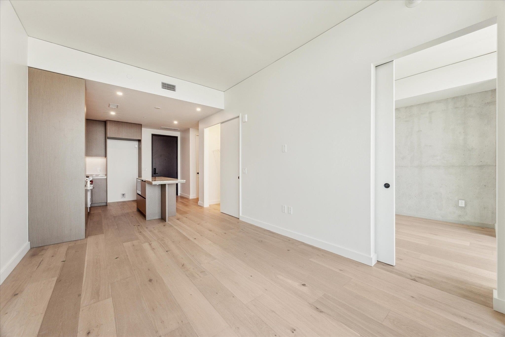 610 Davis St - Photo 4