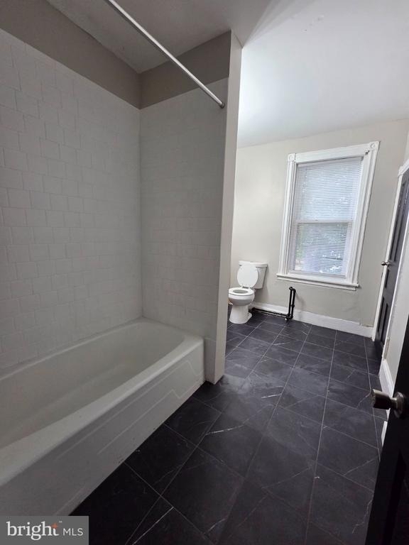 602 W 23rd Street - Photo 4