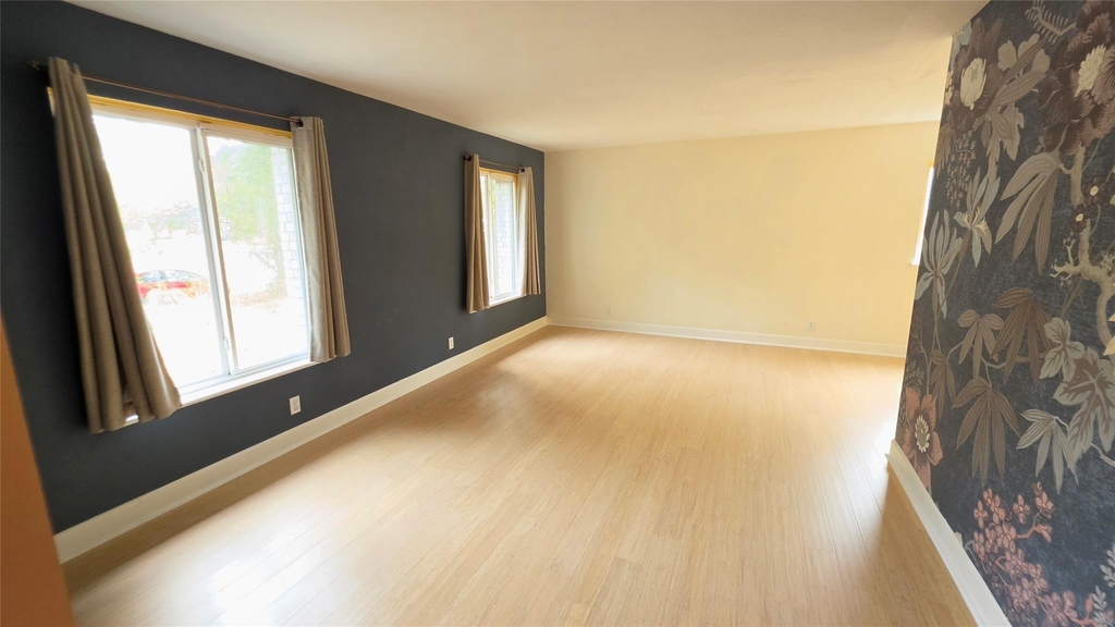 3205 Loyola Ln - Photo 20