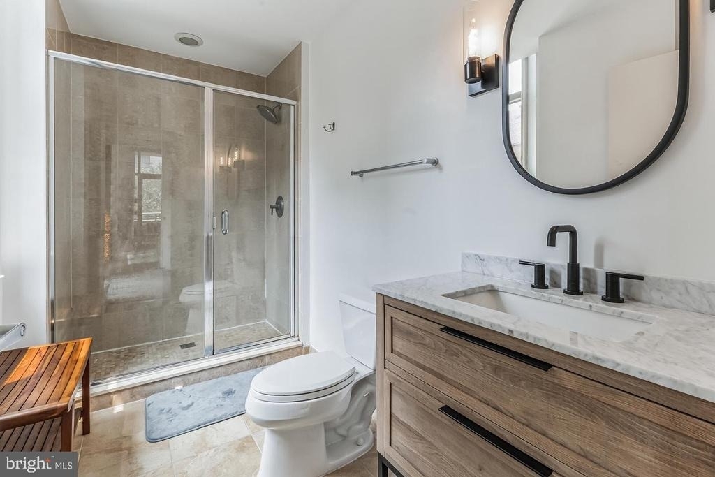 811 4th Street Nw - Photo 16