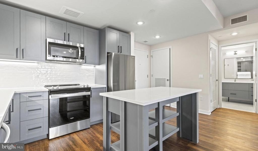 4000 Wisconsin Avenue Nw - Photo 8