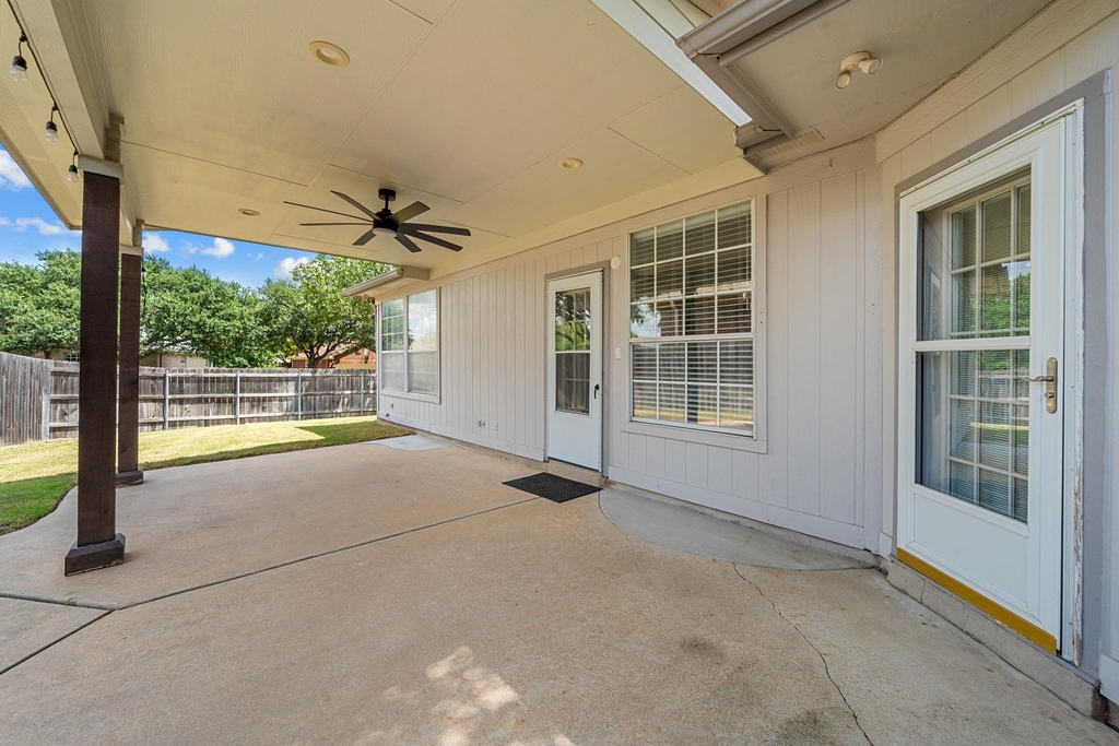 1600 Viki Lynn Ct - Photo 33