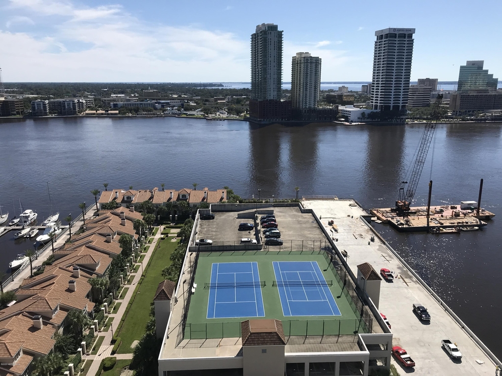 400 E Bay Street E - Photo 58