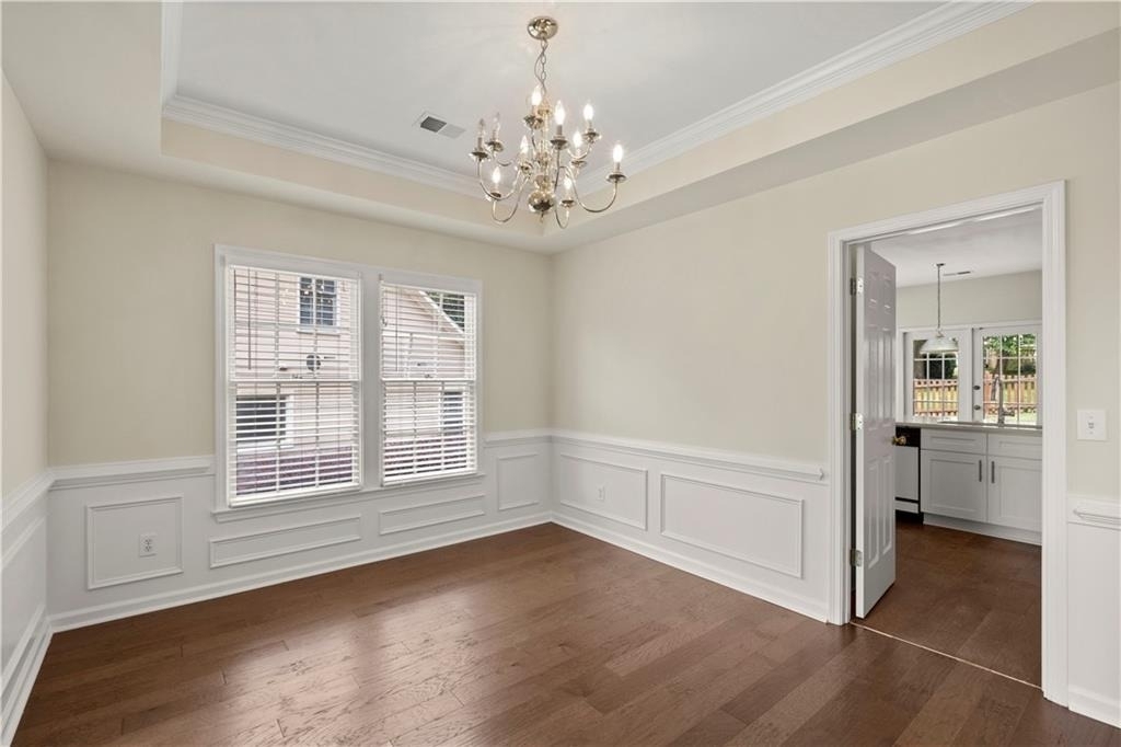 1124 Sadlers Way - Photo 5