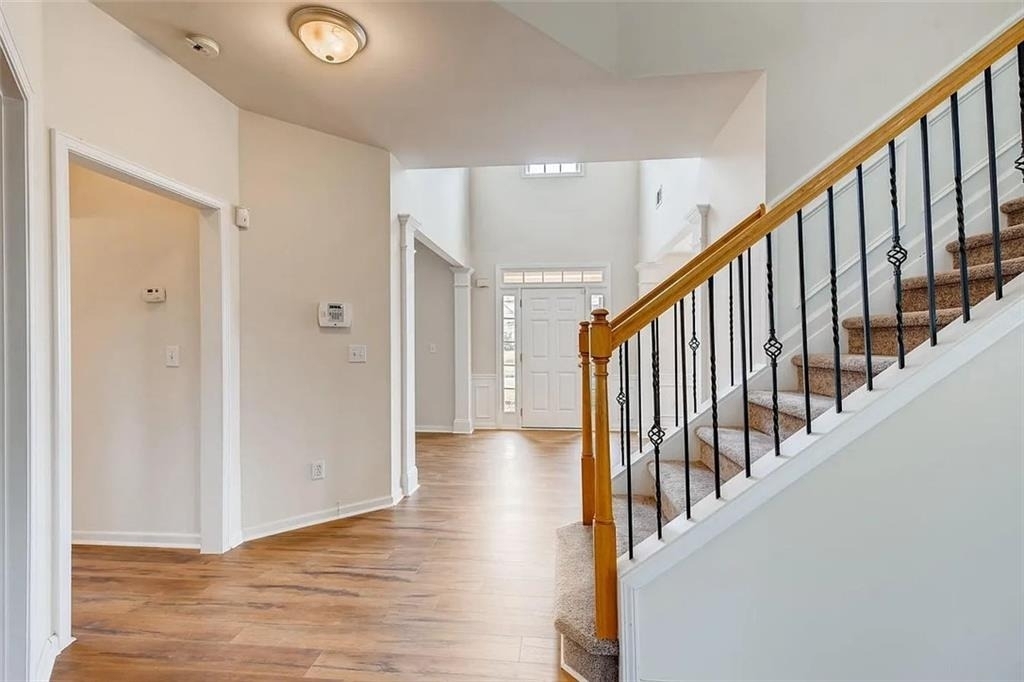 520 Midhurst Place - Photo 9