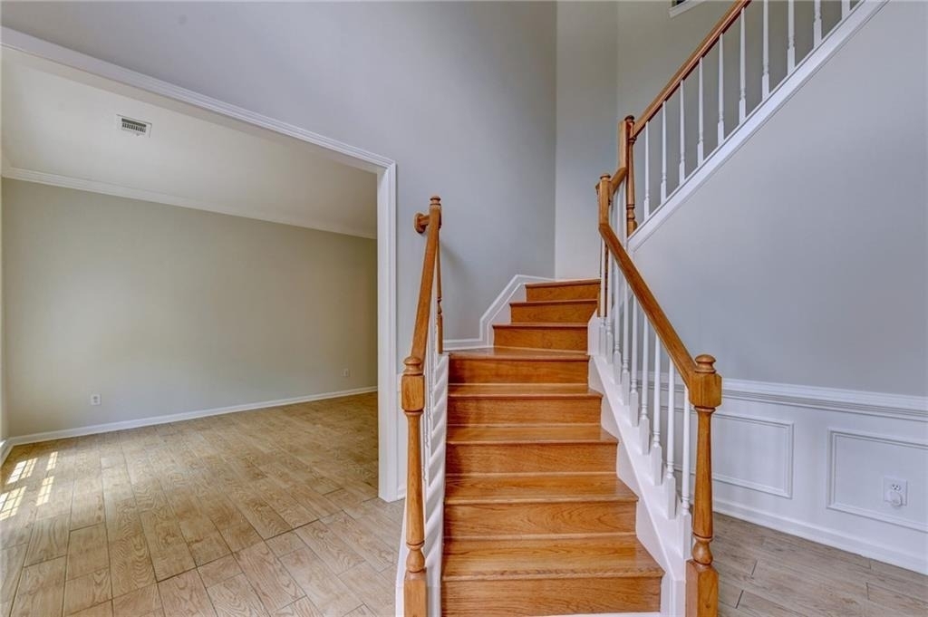 2835 Crestmont - Photo 7